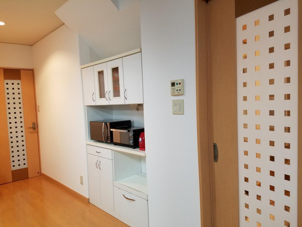 Villa M Guesthouse Kanazawa Buitenkant foto
