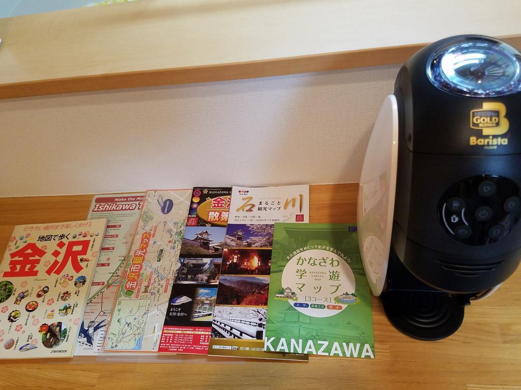 Villa M Guesthouse Kanazawa Buitenkant foto