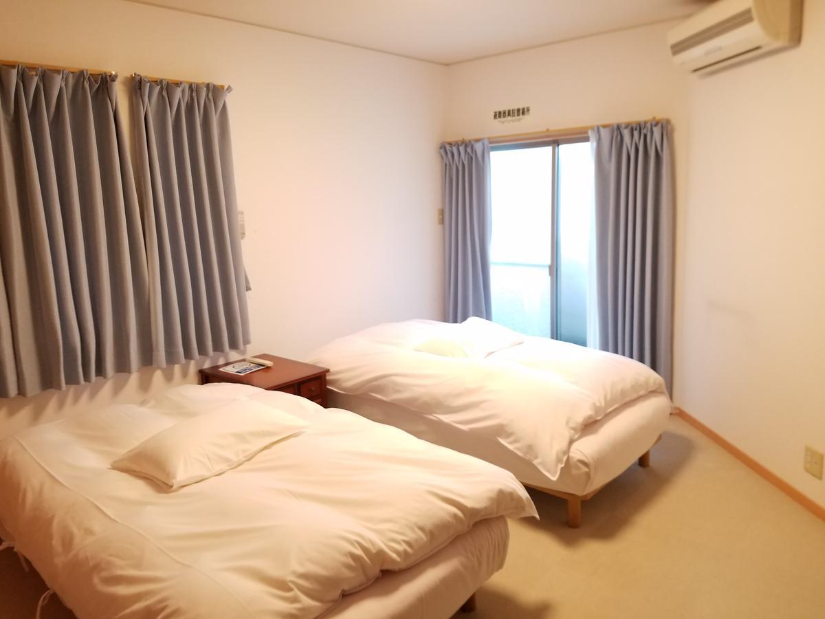 Villa M Guesthouse Kanazawa Buitenkant foto