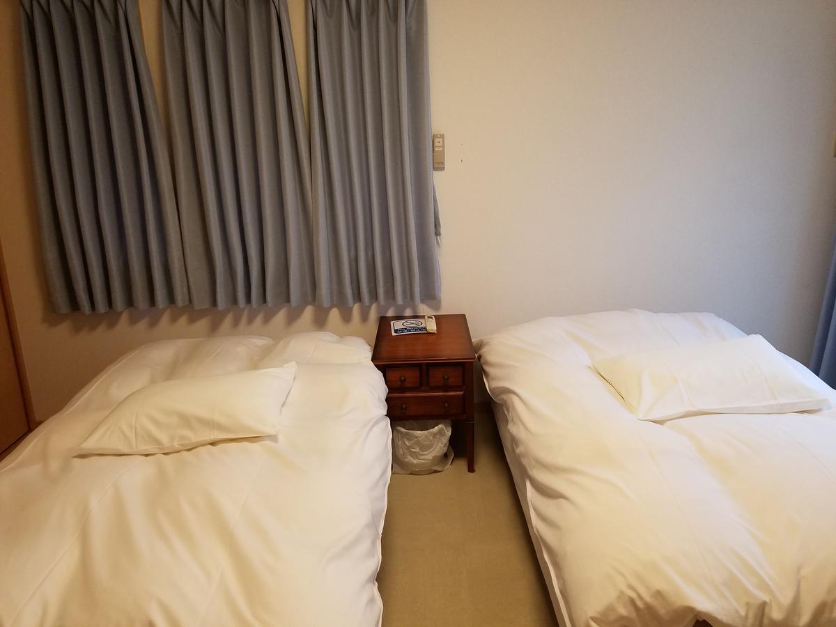 Villa M Guesthouse Kanazawa Buitenkant foto